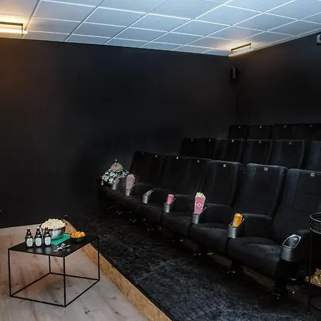 Casino Xxl - 36 Guests - Wellness & Entertainment Höhr-Grenzhausen